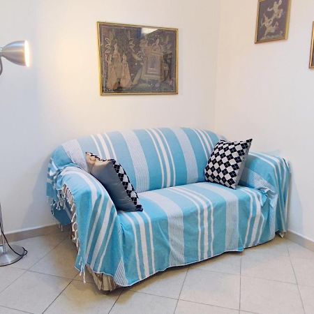 Bibliososta Anche Al 1° Piano Anno 2024 Daire Ventimiglia Dış mekan fotoğraf